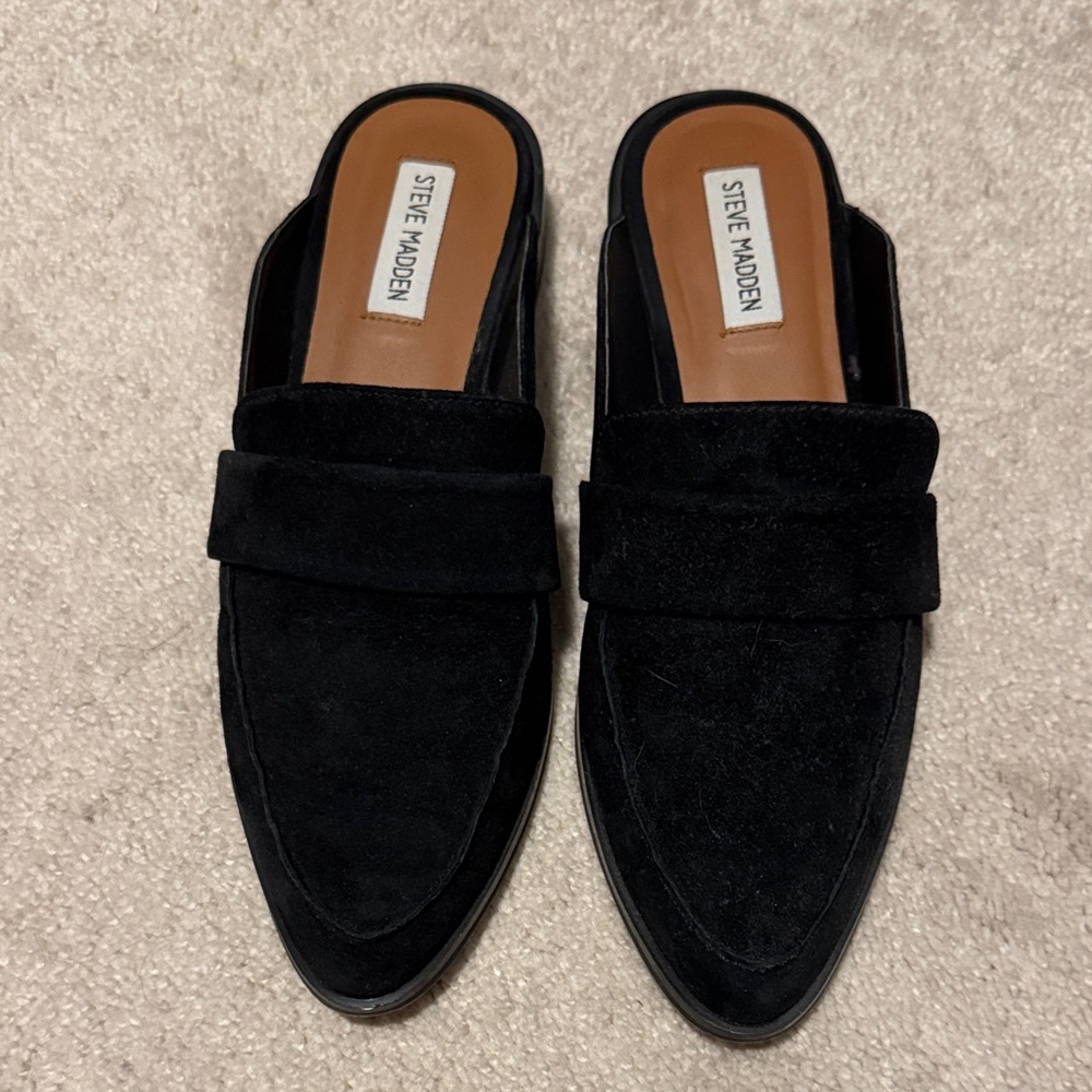 Steve Madden Black Suede slip on mules